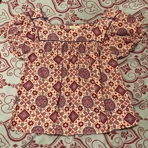 Patterned short sleeve shirt